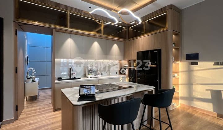 Jual Cepat Mau Pindah Ln! Rumah Mewah 3 Lt Plus Kantor ( Rumah+bisnis+staycation) Pinggir Jalan Di Kelapa Gading Jakut