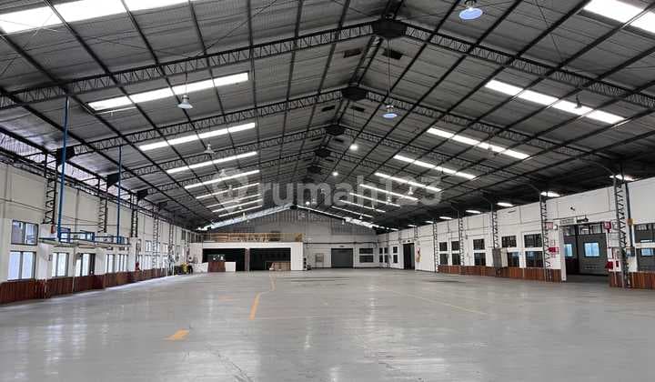 Jual/sewa Gudang Bagus Bersih 2000m2-6000m2 Ada 3 Unit Lantai Epoxi Cocok E Commerce Sparepart Jl Raya Narogong Bekasi