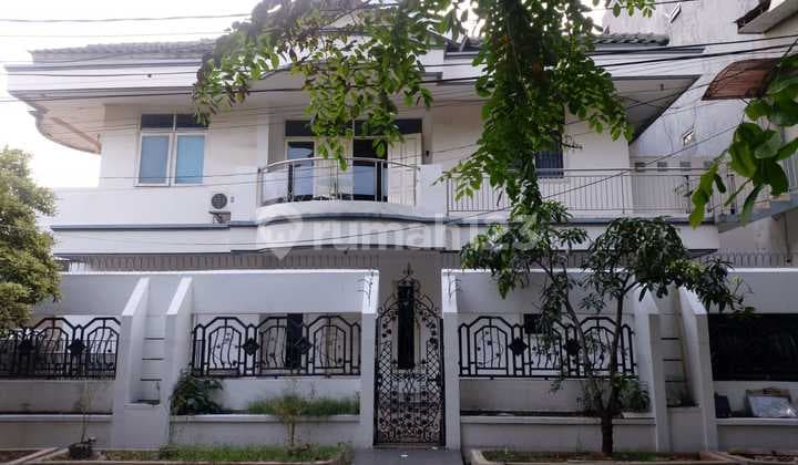 Jarang Ada! Rumah Hook Besar LT 260M² LB 400M2 Lantai Cocok Hunian & Usaha Harapan Indah Bekasi