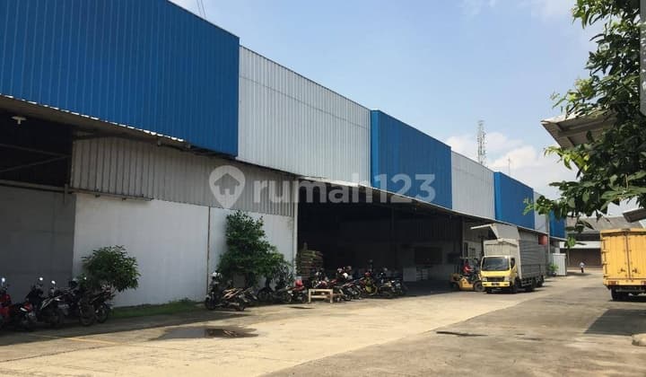 For Rent Cheap Warehouse Land Area 1200m2 Ready to Use in Warehouse Complex Near Sentul City Bogor