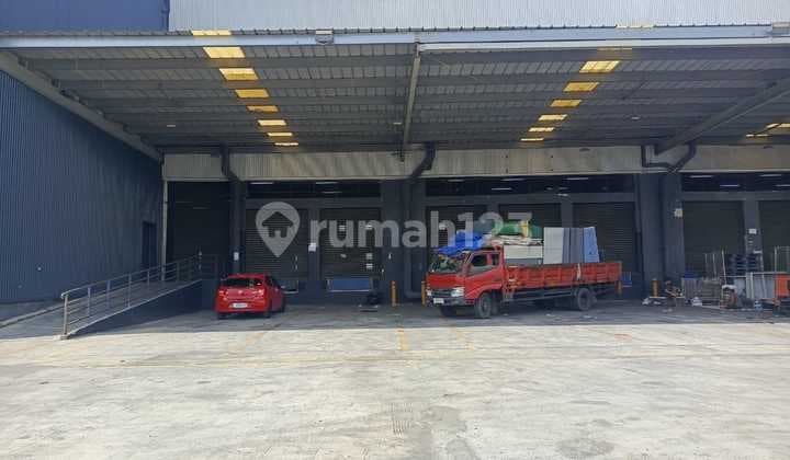 Gudang Kokoh Modern Facility Lb 2000xxxxm2 Loading Dock Akses Kontainer Dekat Cakung Harapan Indah Bekasi