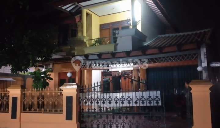 Turun Harga Rumah 2 Lantai Siap Huni di Beji Depok, Lokasi Strategis & Dekat dengan Banyak Fasilitas Public