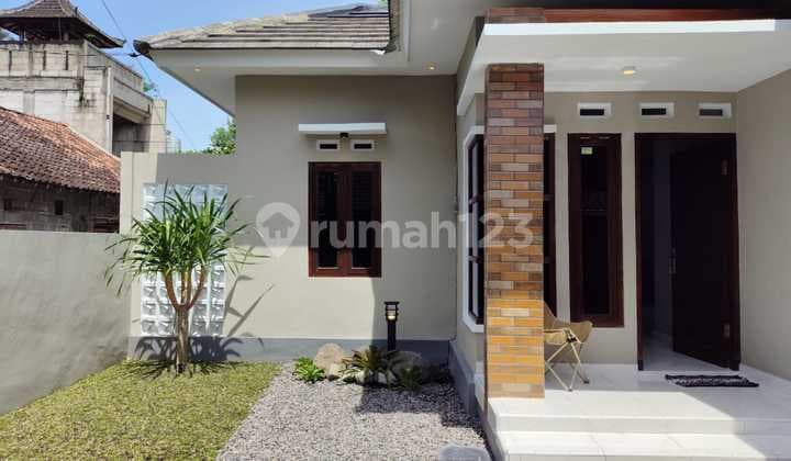 Dijual Rumah Cantik Halaman Luas Dekat Uii