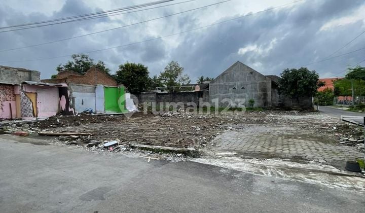 *tanah Cantik Strategis Bs Untuk Kaplingan, Kantor, Hunian, Resto/cafe Di Jl. Gito Gati Dekat Sleman City Hall