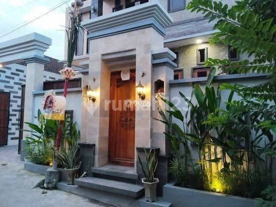 Disewakan Rumah 2 Lantai Di Perumahan Ginayar