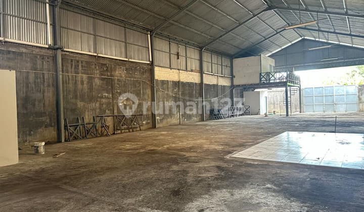 Warehouse for Rent in West Denpasar, Suitable for Business