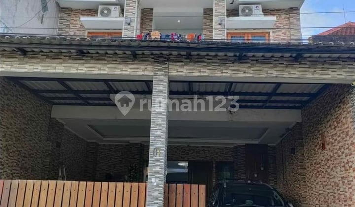 Disewakan Rumah Semi Villa 2 Lantai Didenpasar Selatan