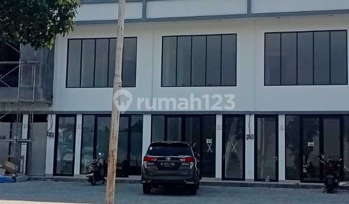 For Rent: Beautiful 3-story shop house in North Bekasi.