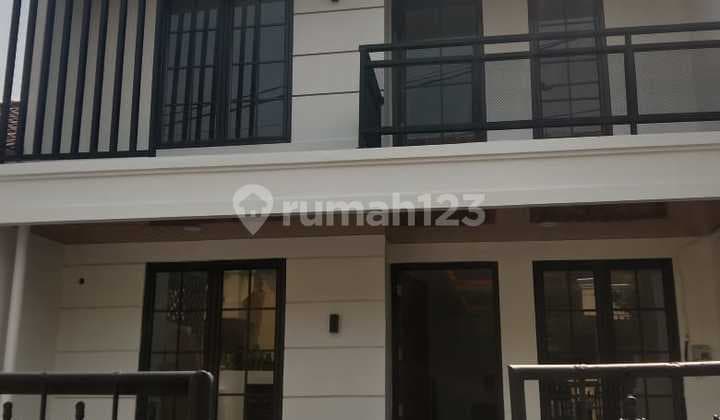 For Sale Minimalist House, Cute, Strategic Location, In Kav East Jakarta