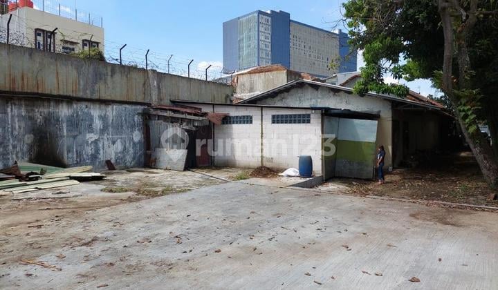 Land for Sale on Jl Kopo Per Meter
