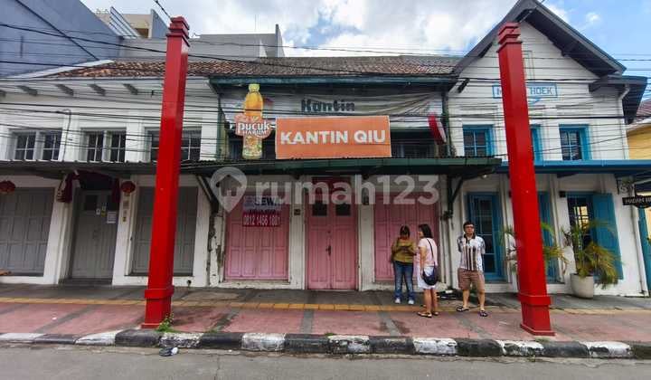 Disewakan Ruang Usaha Lokasi Strategis di Klenteng, Bandung
