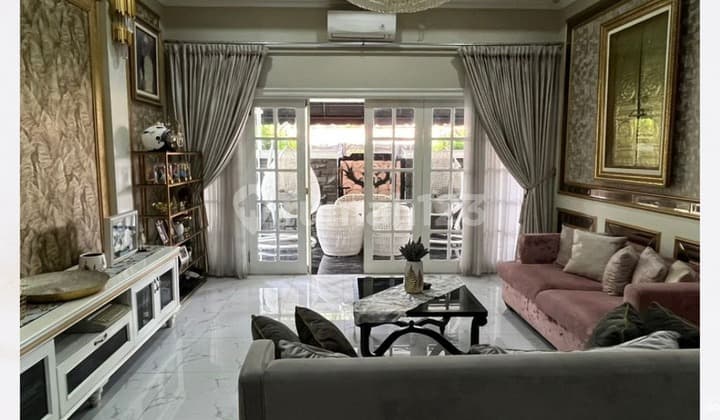 Rumah 3 Lantai Hook Di Margonda Depok Siap Huni