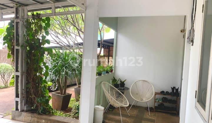 Dijual Rumah Siap Hunit 4 Kamar Tidur di Jakarta Timur