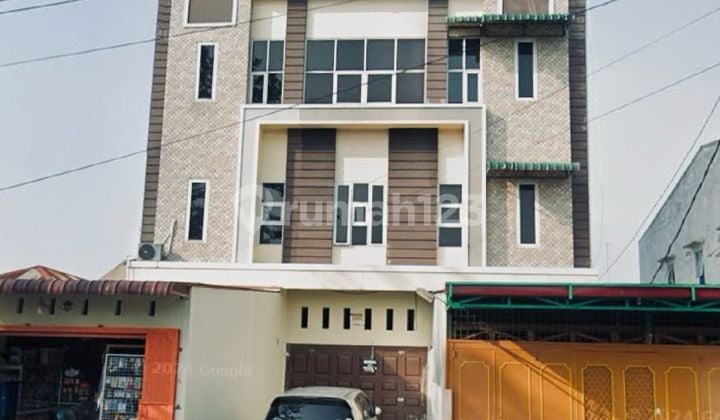 Struggle Townhouse Vacant 3½ Floors Jl. Perjuangan