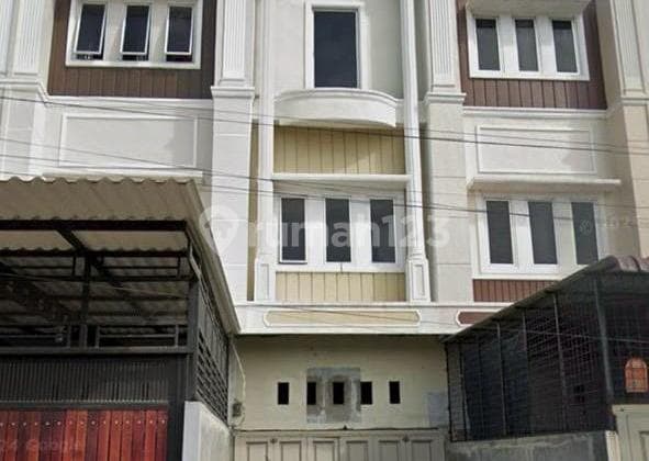 Ruko Kosong 3 Tkt Jl. Setiajadi Indah - Medan Perjuangan