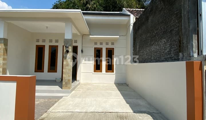 Rumah Siap Huni Dekat Exit Tol Prambanan