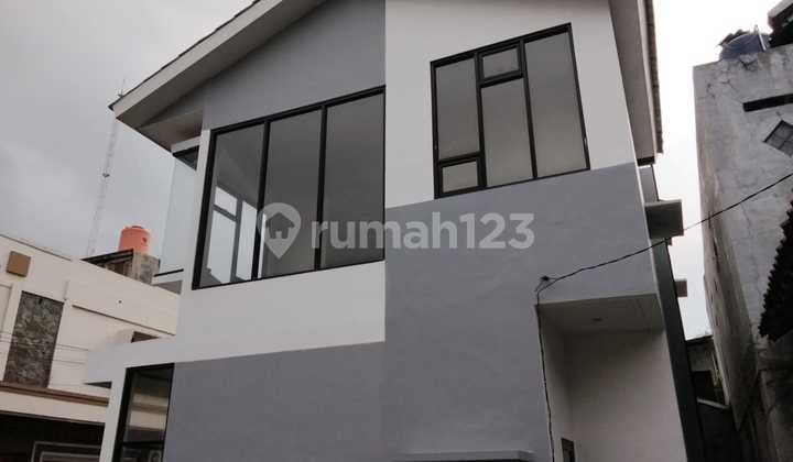 Perkantoran Siap Huni 2 Lantai Dekat Kampus Ugm Sleman