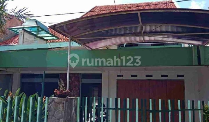 Dijual Rumah Karang Menur Surabaya Pusat Siap Huni