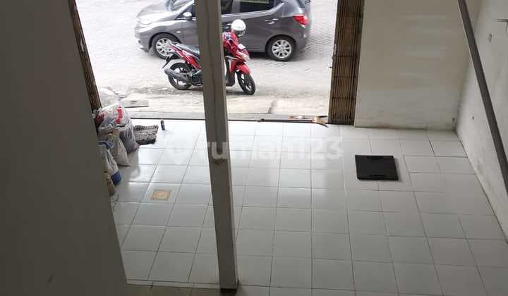 For Rent Fast Newly Renovated 2-Story Ruko in Ploso, Strategically Located in Central East Surabaya.