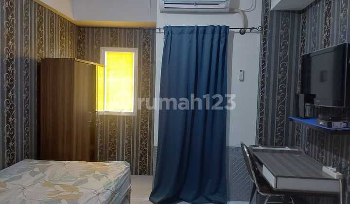 Disewakan Apartemen Puncak Dharmahusada Studio Tinggal Bawa Koper