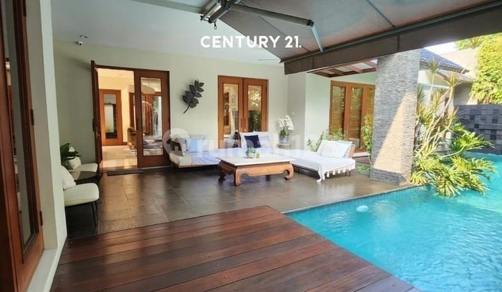 Rumah Mewah 2 Lantai Semi Furnished di Cilandak Oc 17696