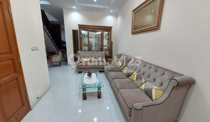 Rumah Depok Dekat Pesona Square Strategis