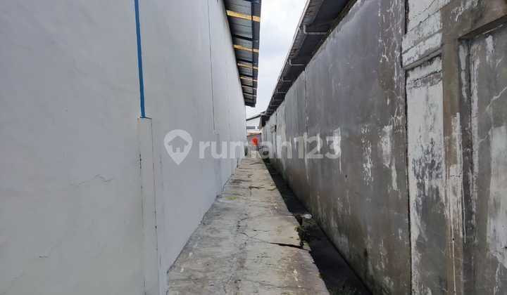 Warehouse For Quick Sale in Kamal Muara
