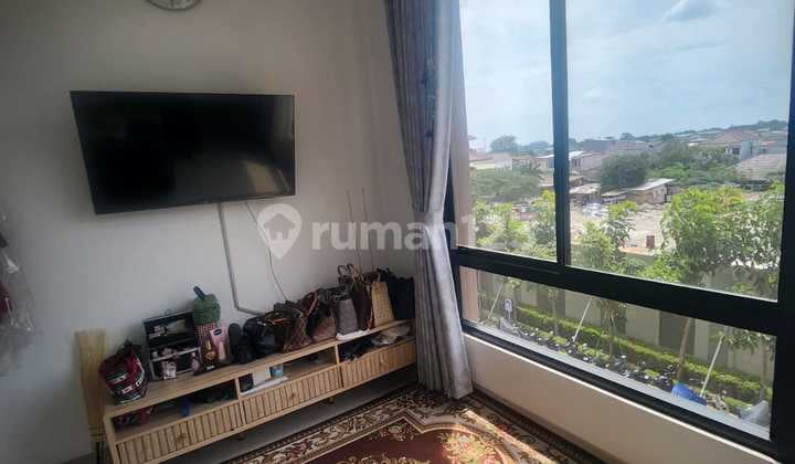 Dijual Cepat Condo House di Green Royal