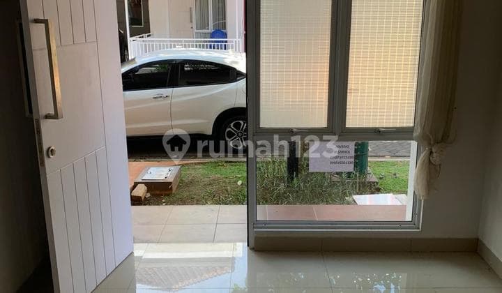 Dijual Cepat Rumah di Malibu Village, Tangerang