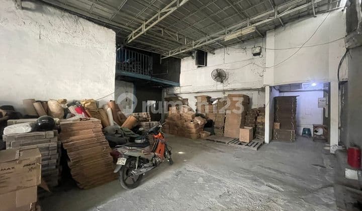 Dijual Cepat Gudang di Jl. Tanjung Pura 2