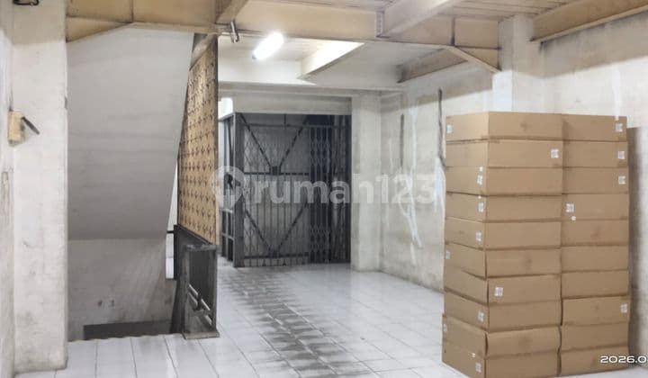 Dijual Cepat Ruko Gudang di Dutamas