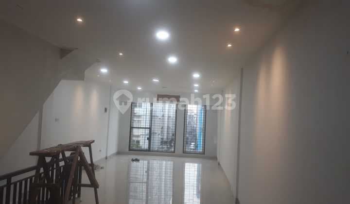Disewakan Cepat Ruko di Garden Boulevard