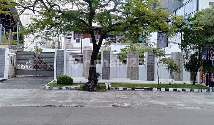 Rumah Cocok Untuk Kantor Atau Resto 2lantai