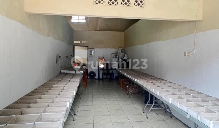 Dijual Bangunan Dapur Produksi Usaha Catering Siap Operasional - Lengkap & Legal Sangat Cocok untuk Investor, Pengusaha Kuliner, atau Pengembangan Brand Catering Skala Besar.