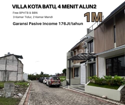 dijual villa kota batu 4 menit dari alun alun free BPHTB dan BBN