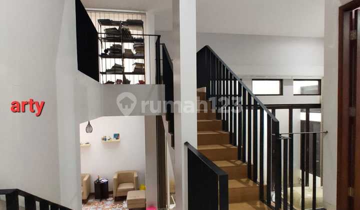Rumah Rapi dan Bagus di Bintaro Sektor 1 - Jakarta Selatan
