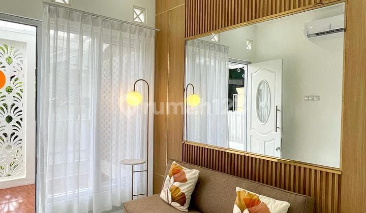 Rumah Mungil dalam Perumahan Siap Huni Nempel Bintaro Sektor 5