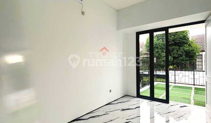 Rumah Minimalis 2 Lantai Lokasi Strategis Dalam Komplek Bintaro Sektor9