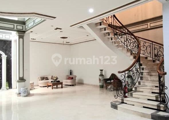 Magnificent and Ready-to-Occupy House in the Rempoa Area, South Jakarta