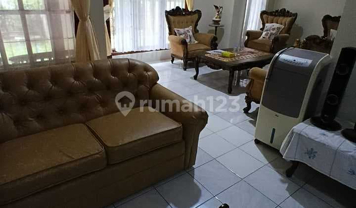 Rumah Rapi Siap Huni dalam Perumahan Bintaro Sektor 2
