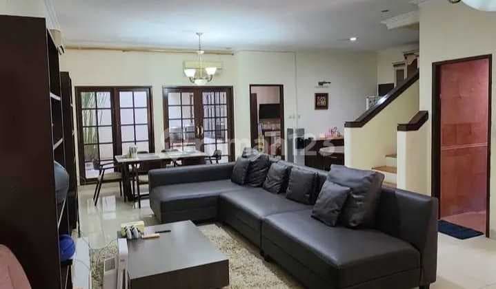 Rumah Bagus dalam Komplek Perumahan Elite Ciputat Timur