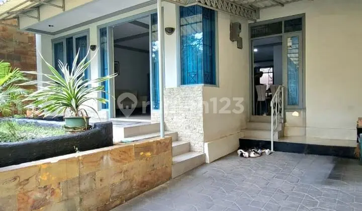 Rumah dengan Lokasi Strategis Dalam Perumahan Bintaro Sektor 1