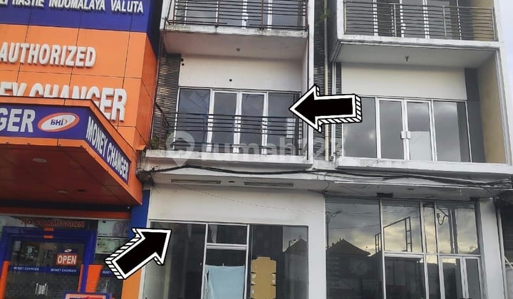 Ruko 3 Lantai Pinggir Jalan Raya