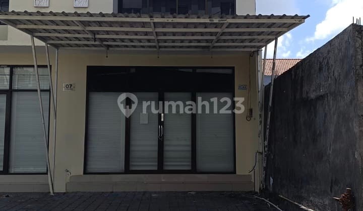 Ruko 2 Lantai Siap Pakai Jalan Dewi Sri