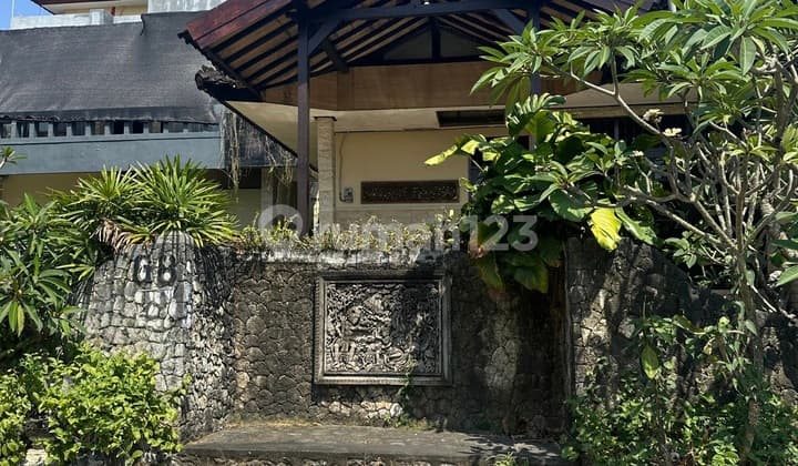Rumah 2 Lantai Di Nusa Dua