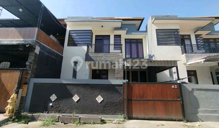 Rumah Mewah 2 Lantai di Jimbaran