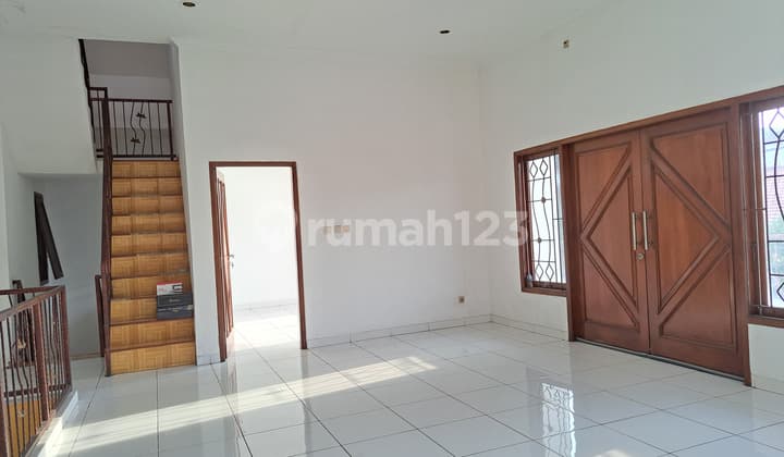 Dijual Rumah Hook Dekat Jakarta, daerah Pondok Gede, Kota Bekasi