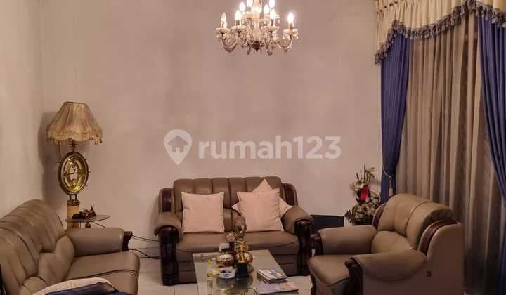 House Plus Including Shop Next Door, Rawa Buaya, West Jakarta