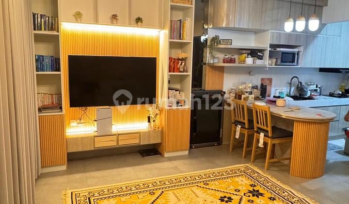 Rumah Impian Full Furnished di Lokasi Emas, Tinggal Masuk Aja!