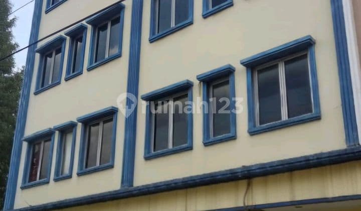 Ruko Gandeng 4 Lantai Veteran Raya Disewakan